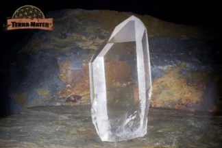 Pointe de cristal de roche brute limpide 8 cm