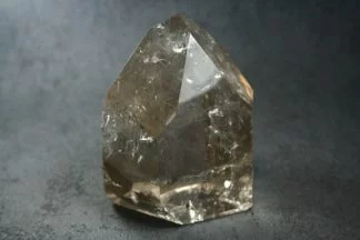 Pointe de Quartz fumé 0,7kg