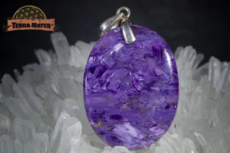 Pendentif de charoïte monté sur argent 925