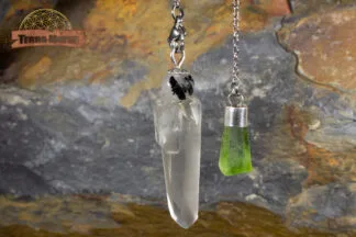 Pendule quartz et péridot - pièce unique réservée