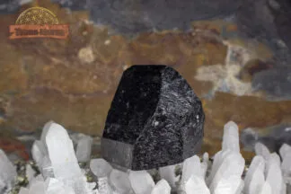 Cristal biterminé naturel de Tourmaline Noire de Chine